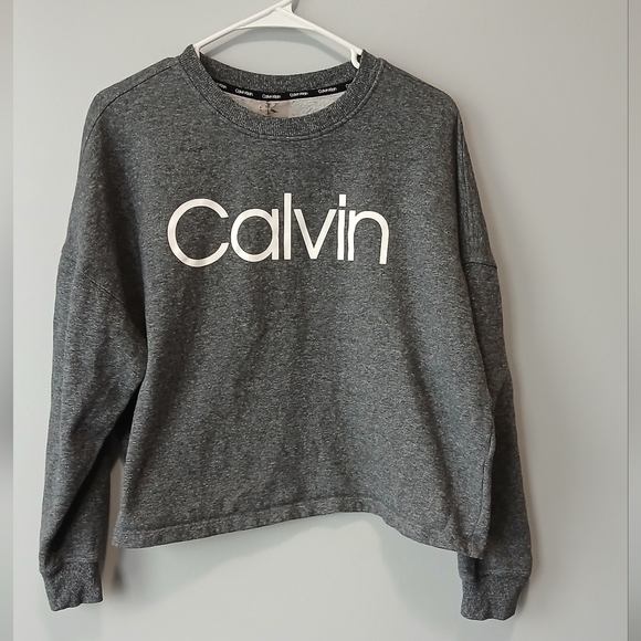 Calvin Klein Tops - Calvin Klein Oversized Cropped Sweatshirt Womens Medium Cozy Casual